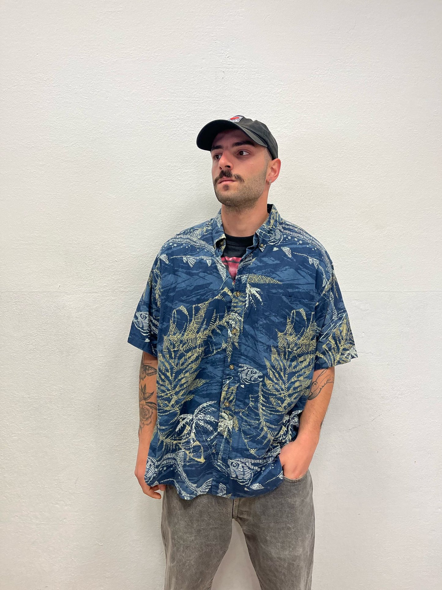 Half shirt vintage