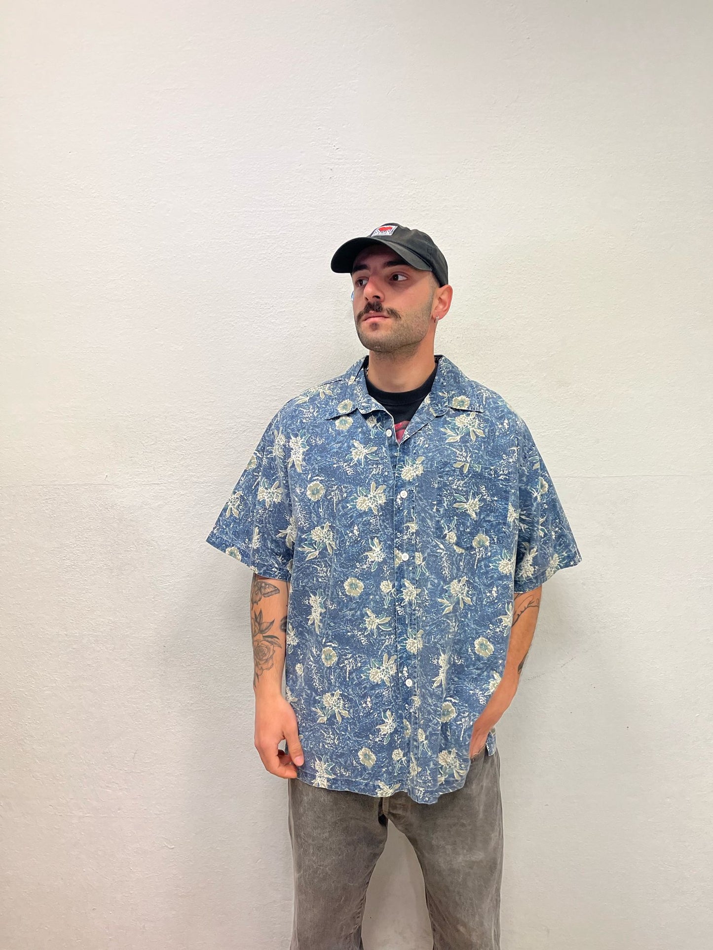 Half shirt vintage