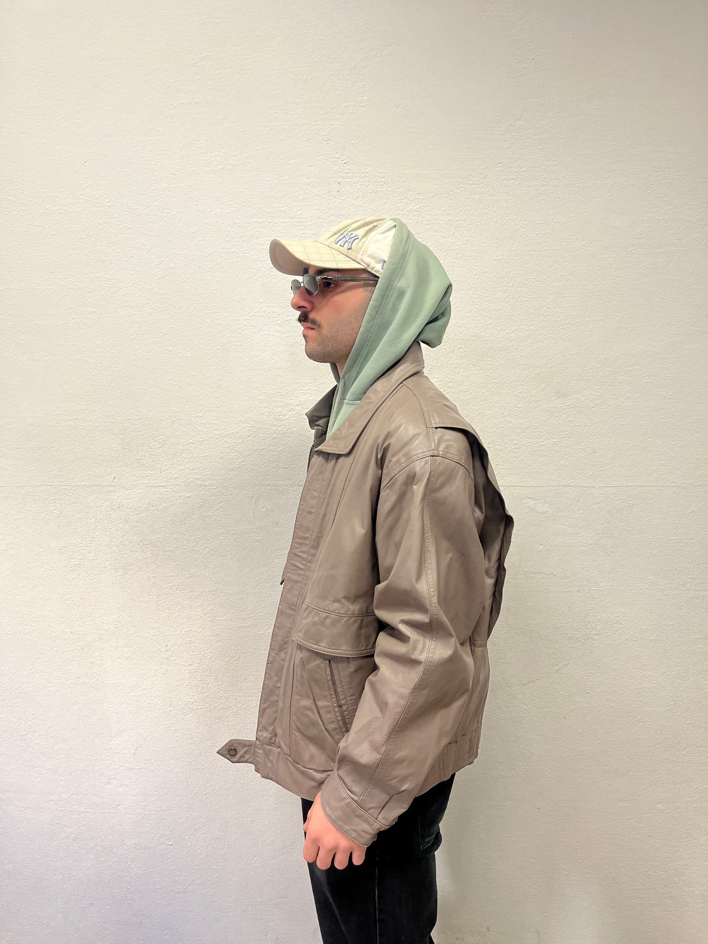 Bomber vintage leather