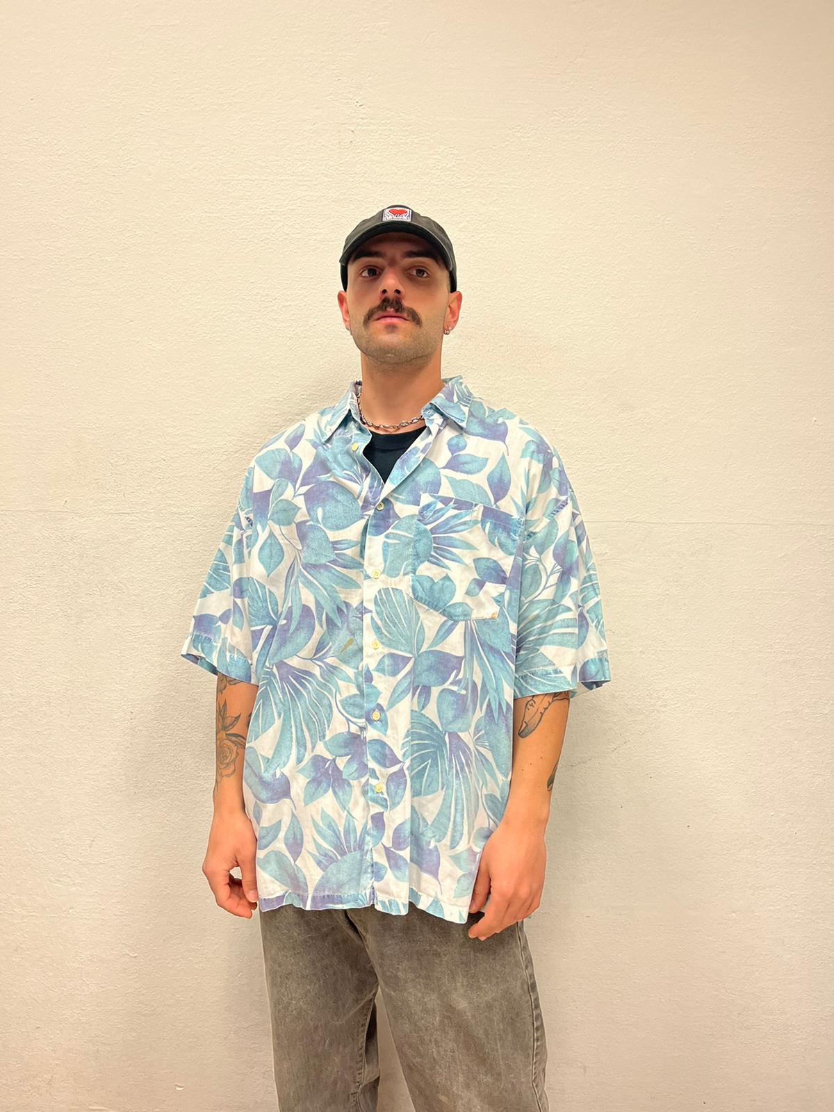 Hawaii shirt