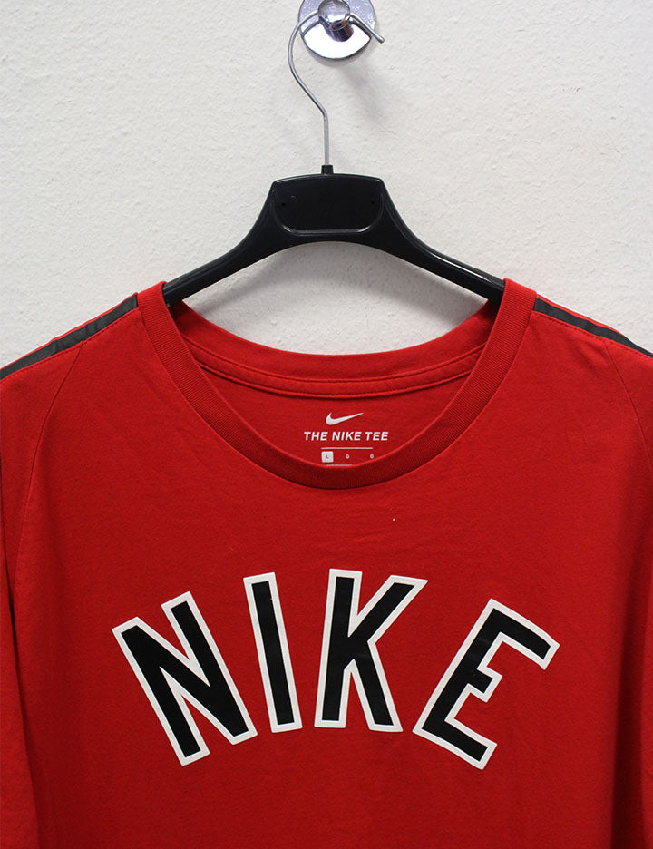 T-shirt Nike